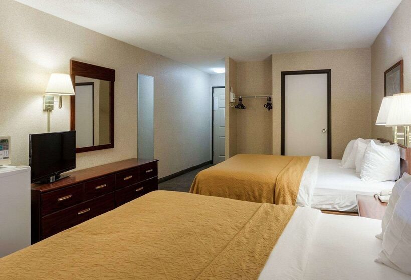 Отель Quality Inn