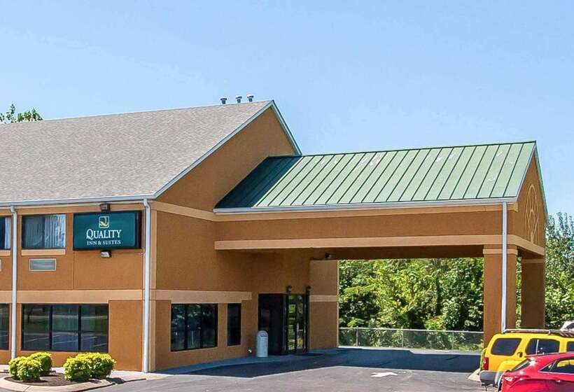 Hotel Quality Inn & Suites