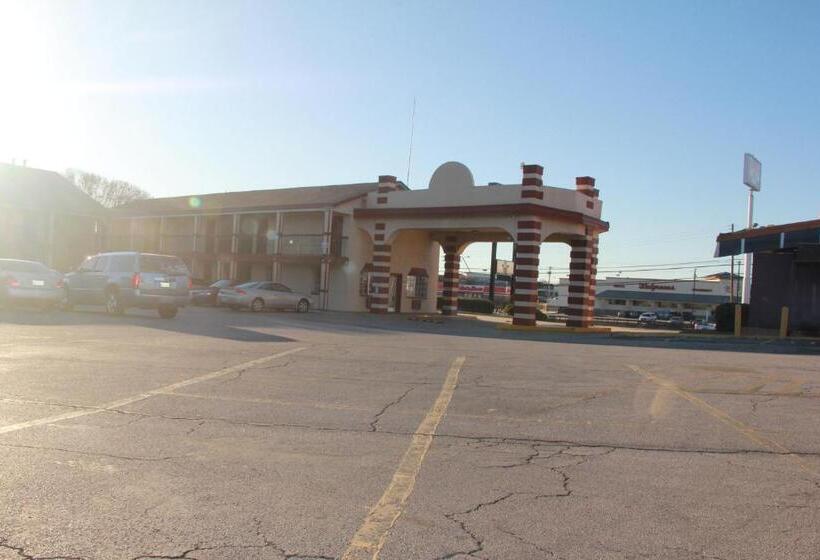 هتل Sherman Inn