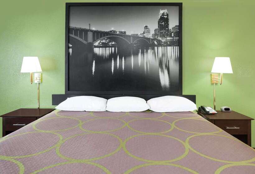 Отель Super 8 By Wyndham Grand Prairie North