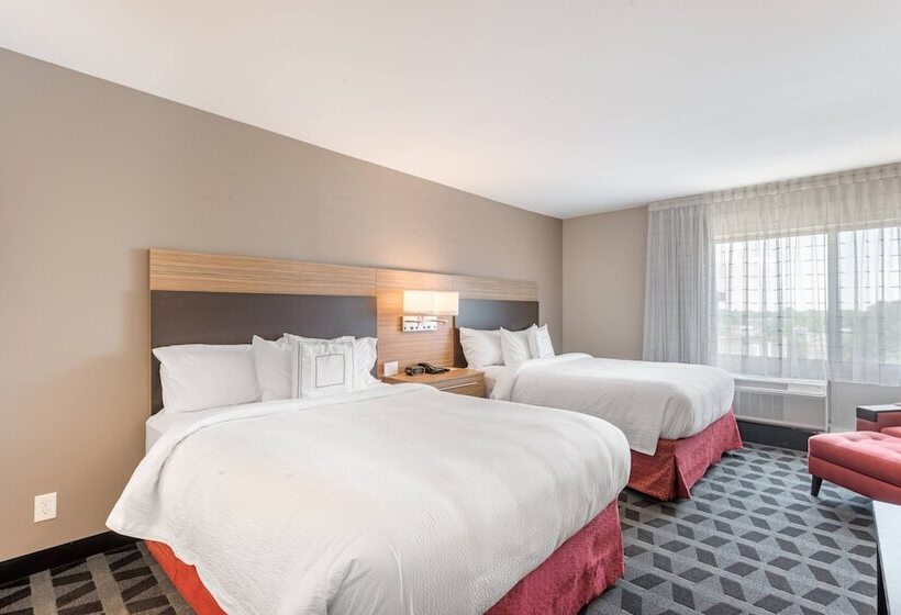 هتل Towneplace Suites By Marriott Greensboro Coliseum Area