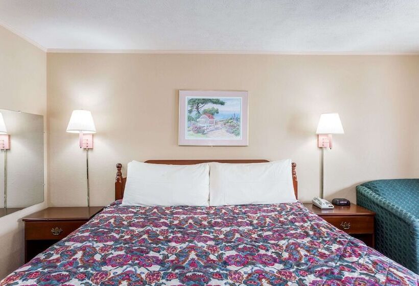 酒店 Travelodge By Wyndham Ridgeway Martinsville Area