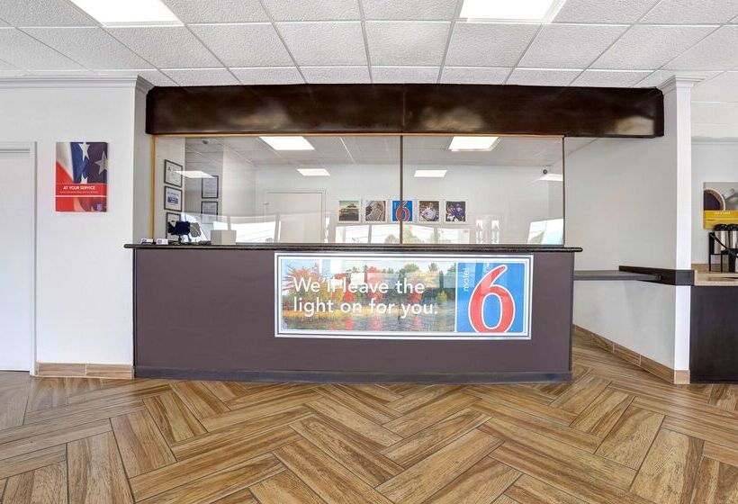 Motel 6 Jacksonville, Nc
