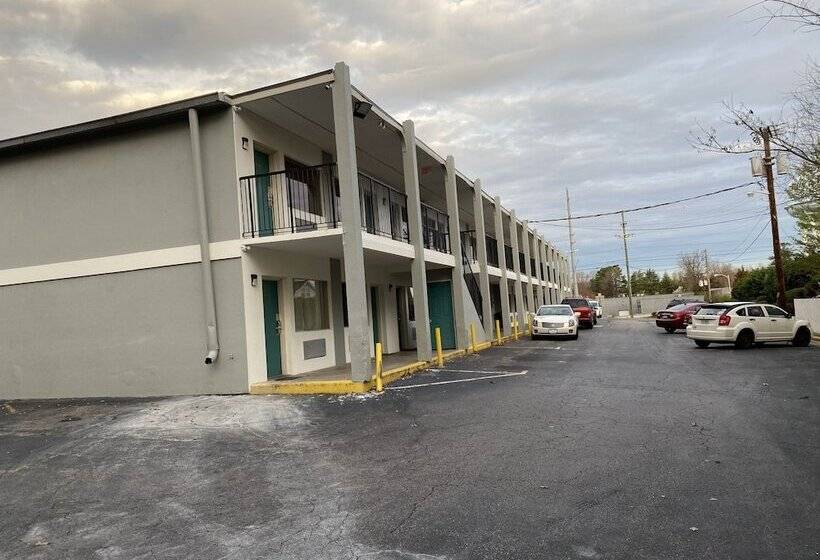 汽车旅馆  Red Carpet Inn & Suites   Danville