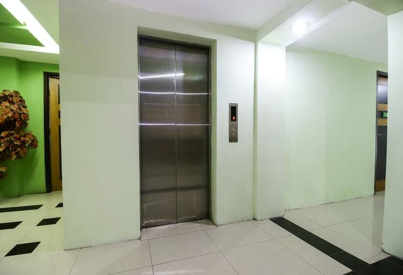 Hotel Mariani International