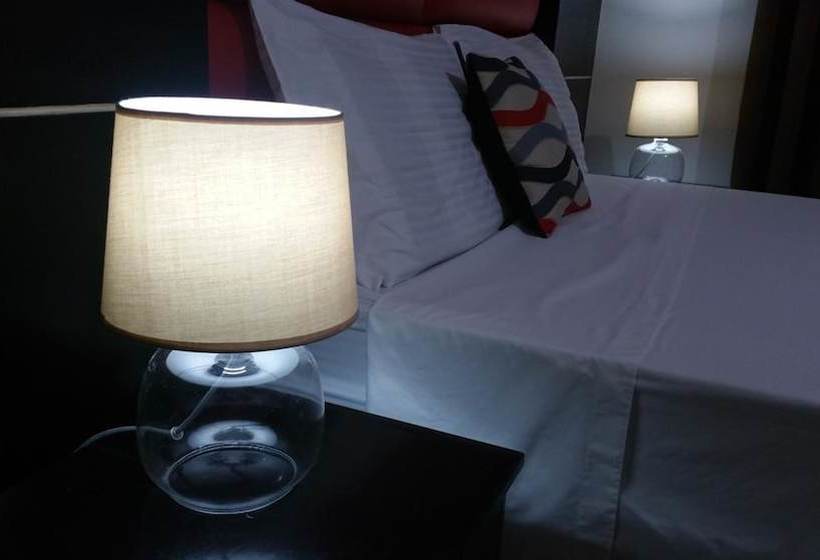 Luxury Suites E