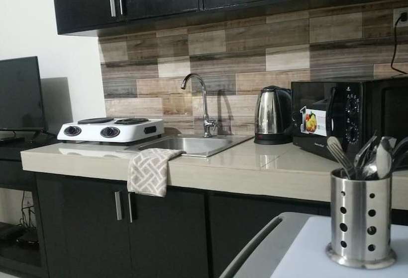 Luxury Suites E