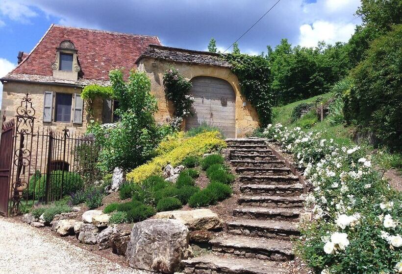 פנסיון La Maison D Alice