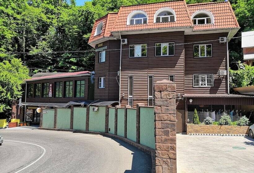 פנסיון Restaurant And Hotel Complex «corsica»