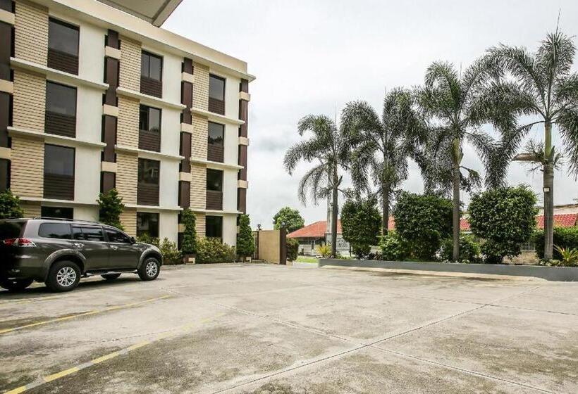 هتل Capital O 786 Kwe  And Resort