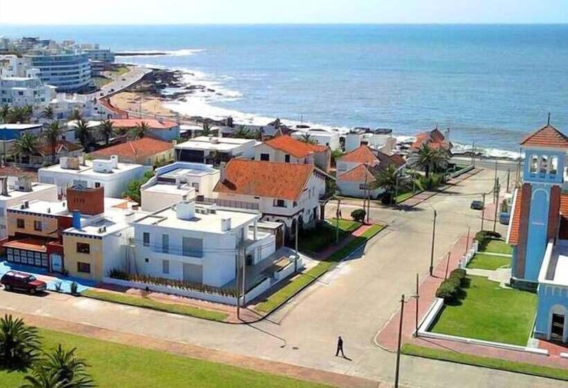 هتل Del Faro Punta Del Este