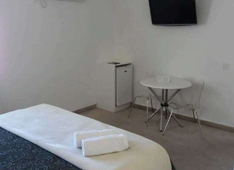 هتل Del Faro Punta Del Este