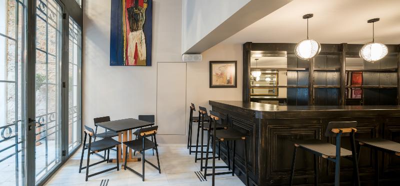 בית מלון כפרי Fos Downtown Suites