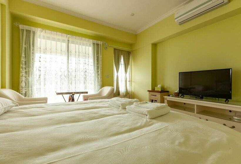 پانسیون Deja Vu B&b