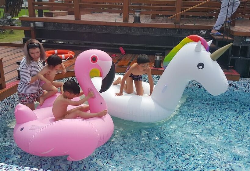 پانسیون Luoyuxuan