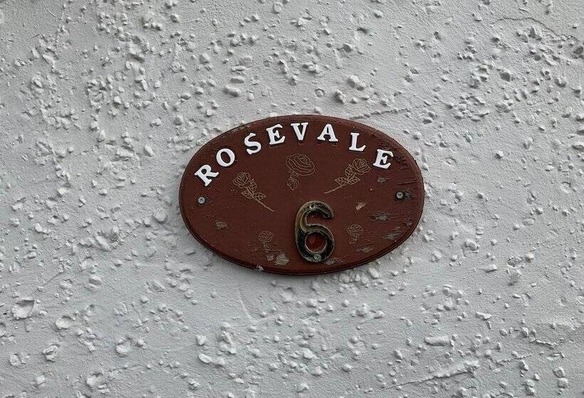 پانسیون Rosevale Bed & Breakfast