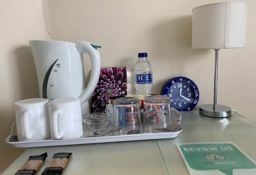 پانسیون Rosevale Bed & Breakfast