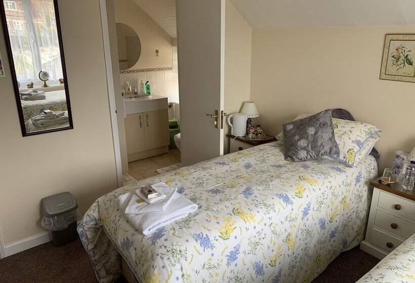 پانسیون Rosevale Bed & Breakfast
