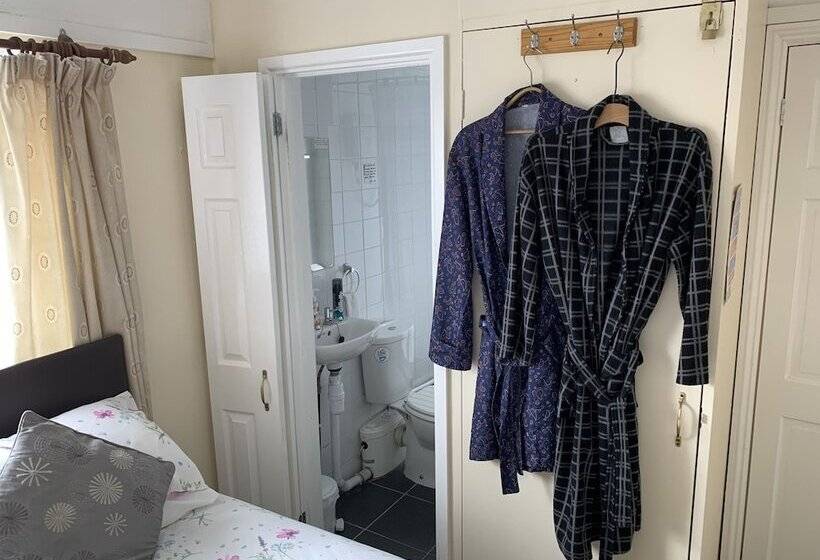پانسیون Rosevale Bed & Breakfast
