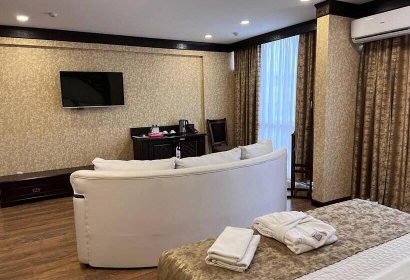 Отель Orient Star Varahsha