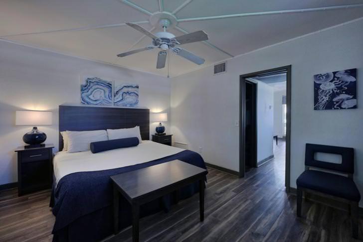 Dover House Resort