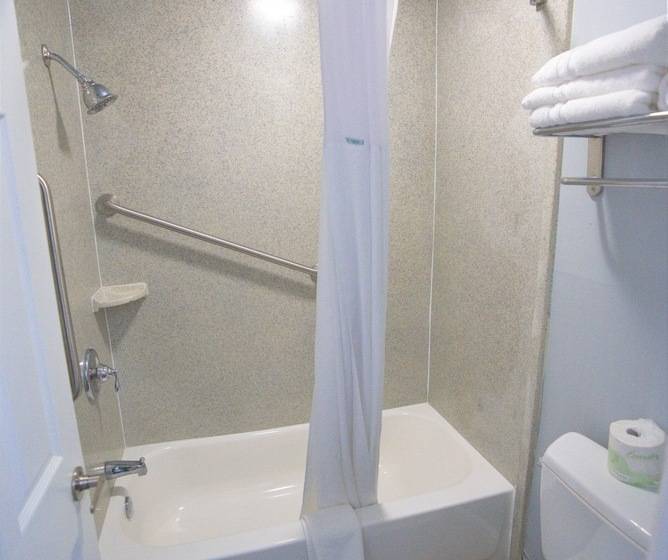 ホテル Columbus Inn And Suites