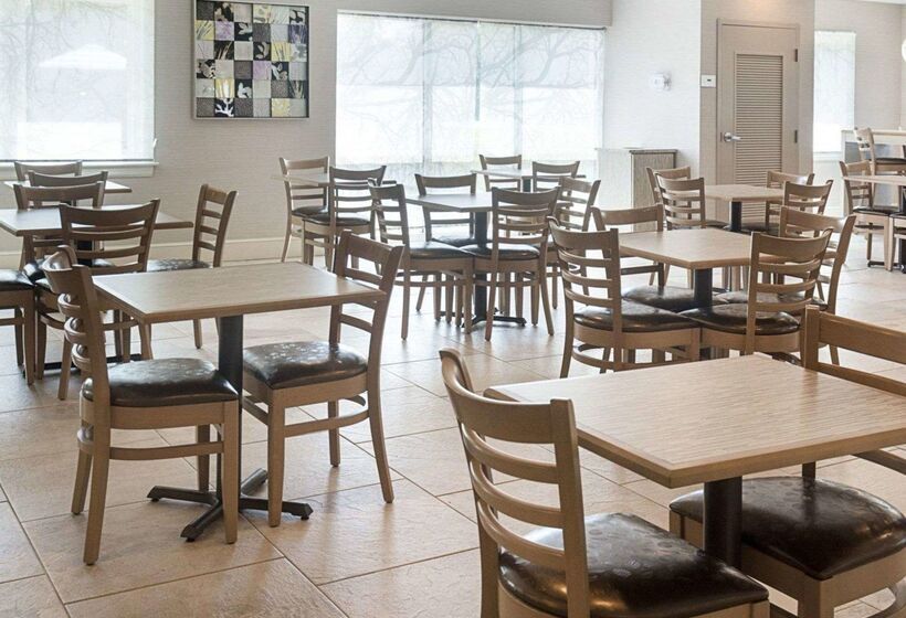 هتل Comfort Inn Williamsburg Gateway