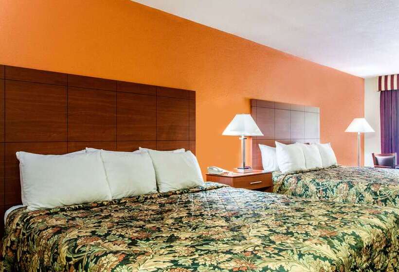 هتل Days Inn By Wyndham Lake City I10