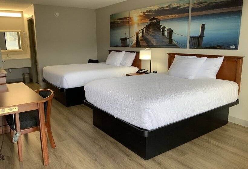 هتل Days Inn By Wyndham Lake City I10