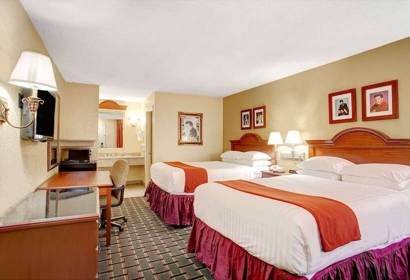 هتل Days Inn By Wyndham Memphis At Graceland