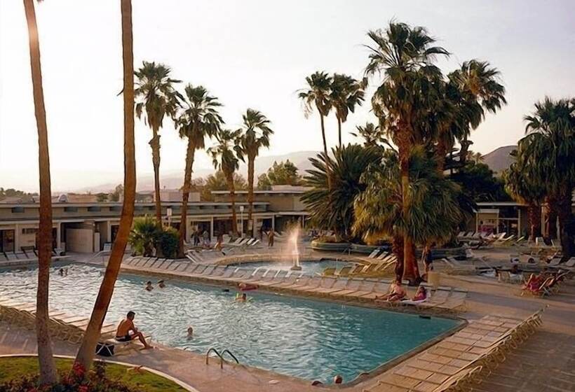 هتل Desert Hot Springs Spa