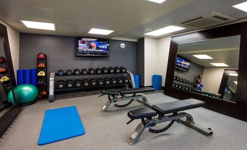 Doubletree By Hilton Hotel Alana   Waikiki Beach