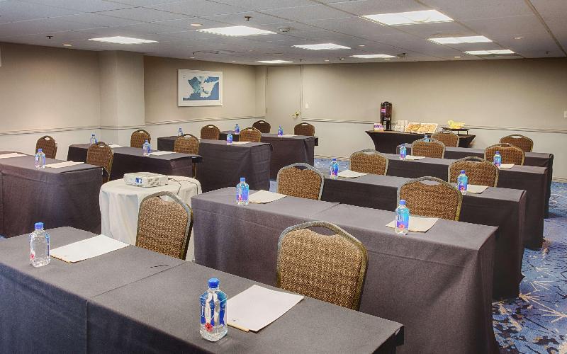 Отель Doubletree By Hilton Denver Westminster
