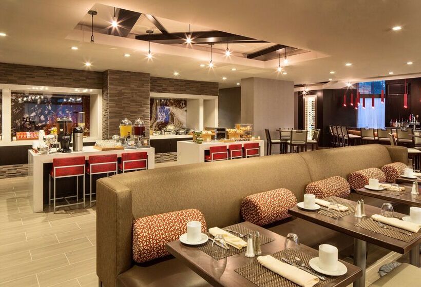 Doubletree By Hilton Hotel Largo/washington Dc