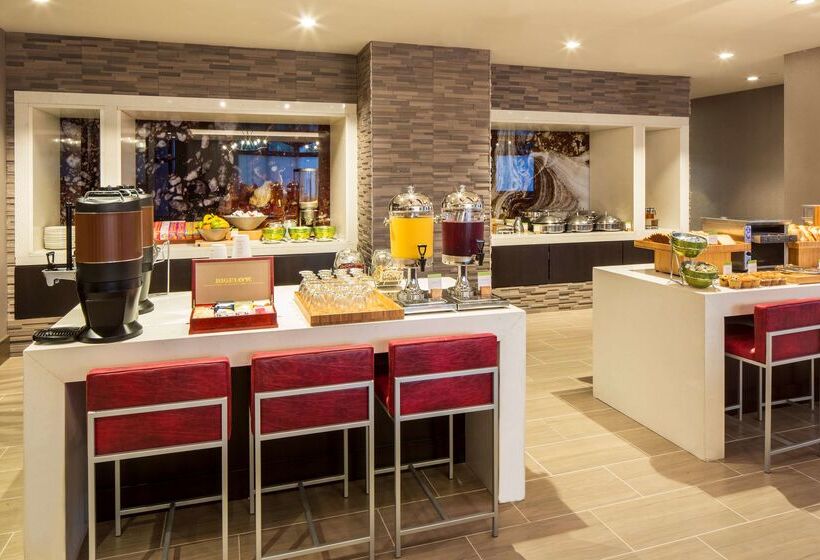 Doubletree By Hilton Hotel Largo/washington Dc
