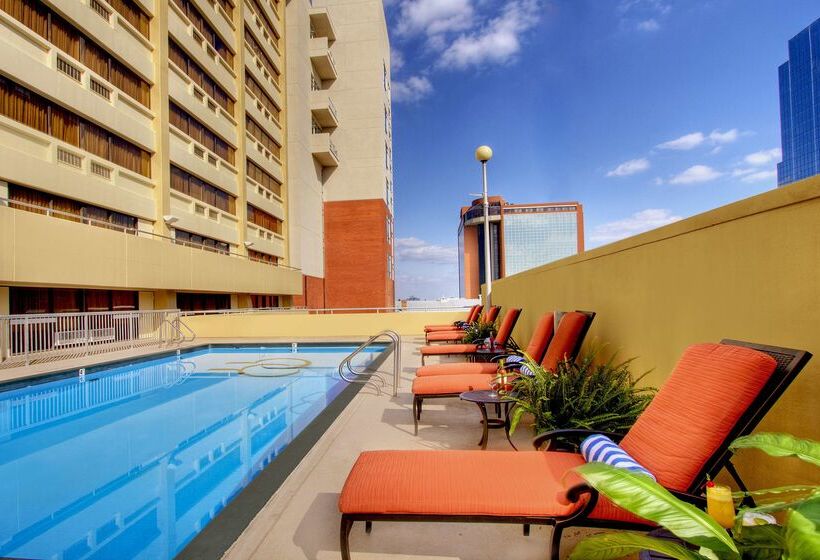 فندق Doubletree By Hilton Little Rock