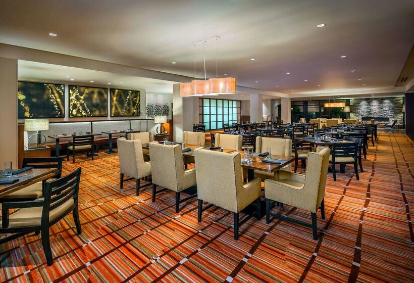 هتل Doubletree By Hilton  San Francisco Airport