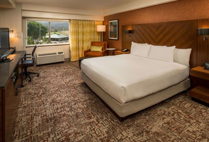 هتل Doubletree By Hilton  San Francisco Airport