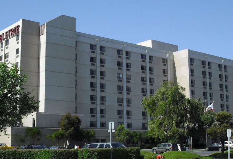 هتل Doubletree By Hilton  San Francisco Airport