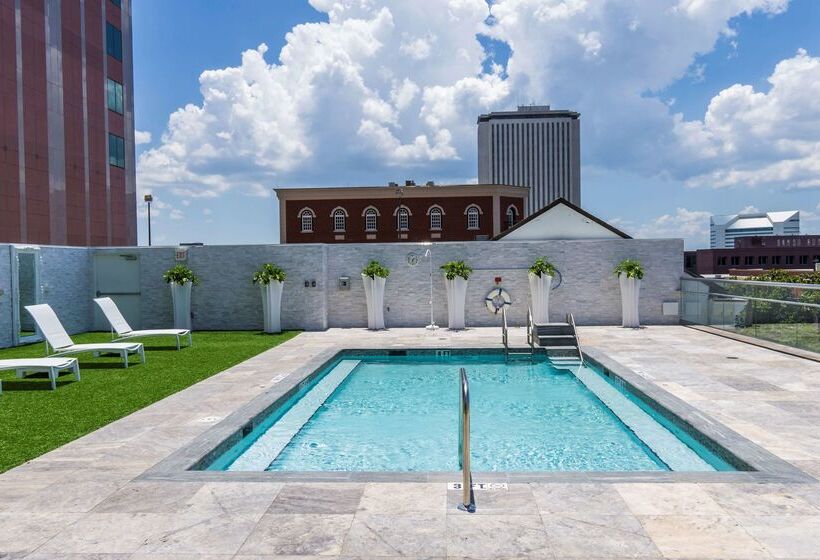 Doubletree By Hilton Hotel Tallahassee