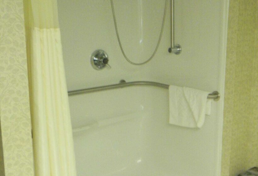 فندق Doubletree By Hilton Springdale