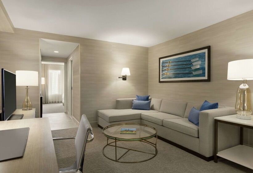 Doubletree Suites By Hilton Hotel Boston   Cambridge