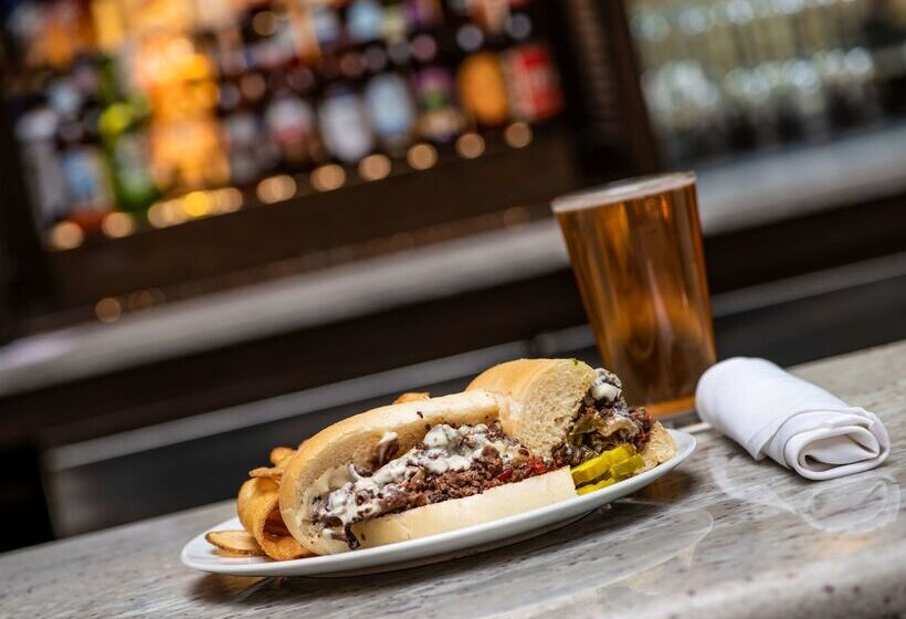 Doubletree Suites By Hilton Hotel Philadelphia West