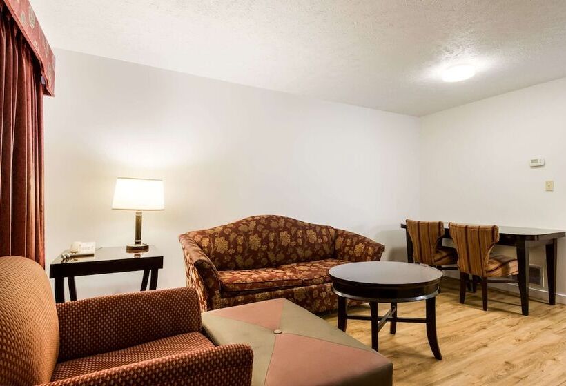 ホテル Econo Lodge Inn & Suites Lake Harmony   Pocono Mountains Area