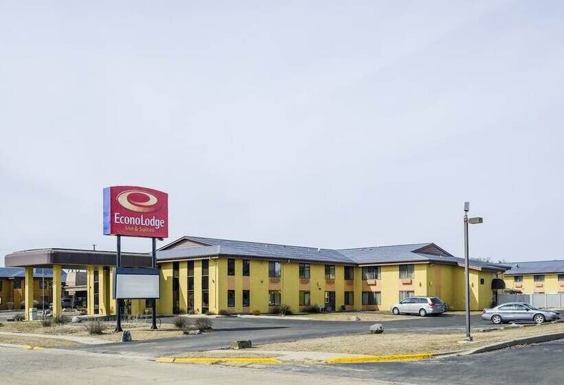 هتل Econo Lodge Inn & Suites