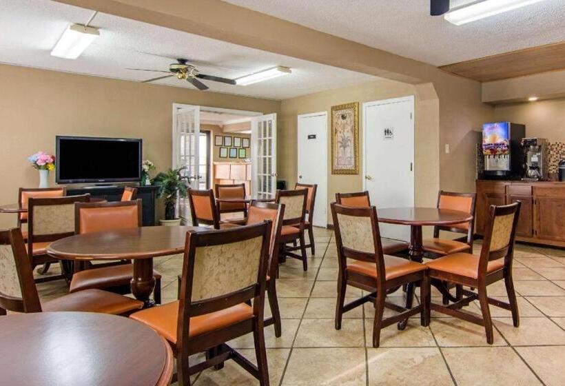 هتل Econo Lodge