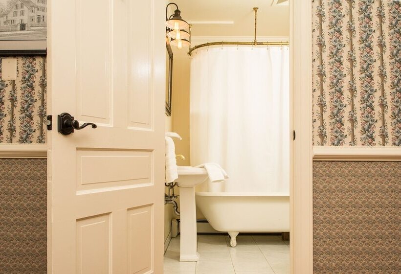 هتل Jonathan Pitney House