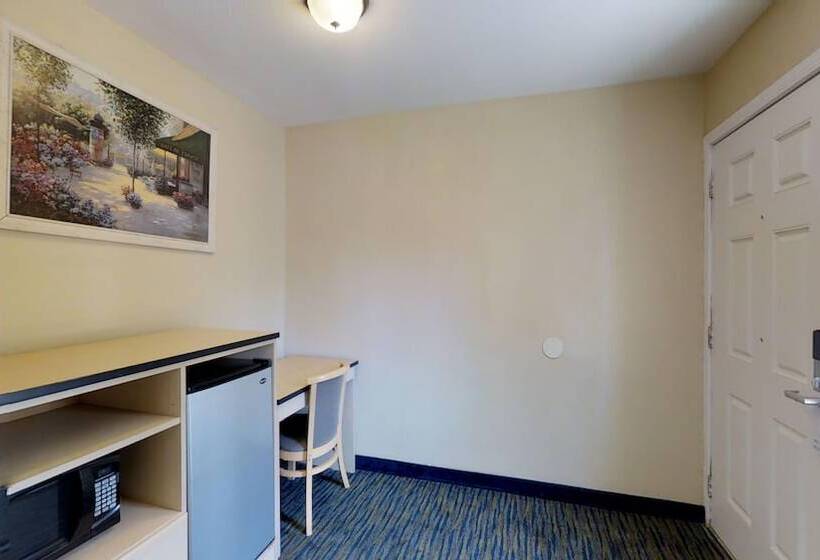 هتل Napa Discovery Inn