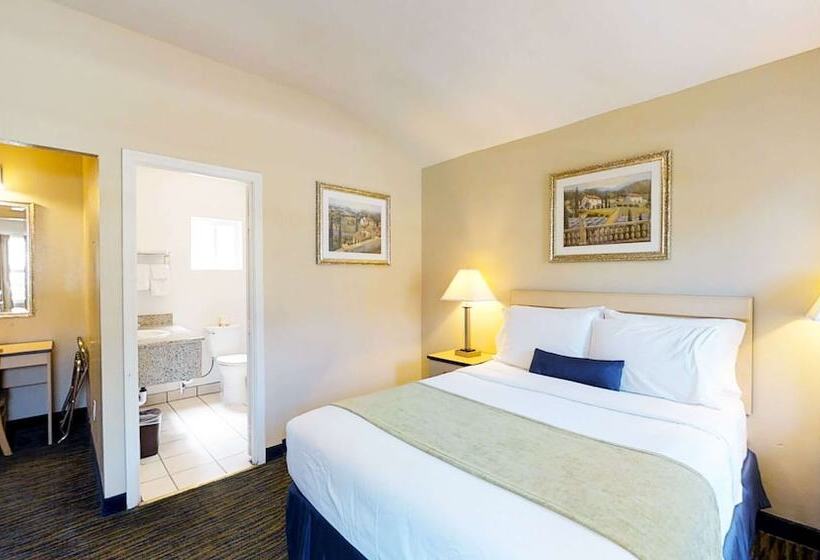 هتل Napa Discovery Inn