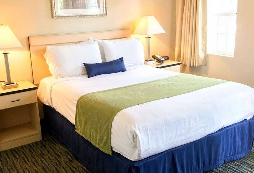 هتل Napa Discovery Inn